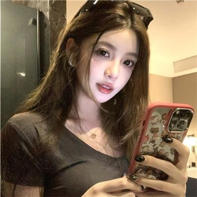 他夏天住在楼下